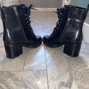 Marc Fisher LTD women’s Waren leather boots